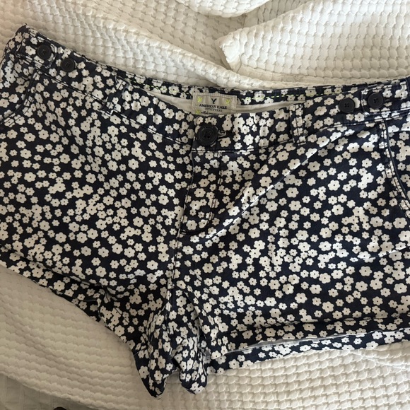 American Eagle Outfitters Pants - American Eagle Floral Print Shorts